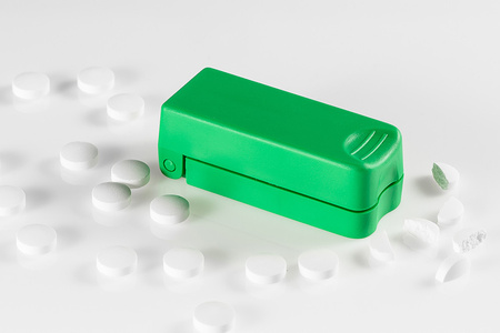 Przecinarka do tabletek w kartoniku