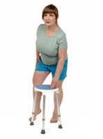 Stołeczek prysznicowy okrągły z tarczą obrotową BLU